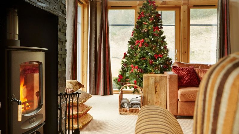 Hunter Lodge Christmas Interior
