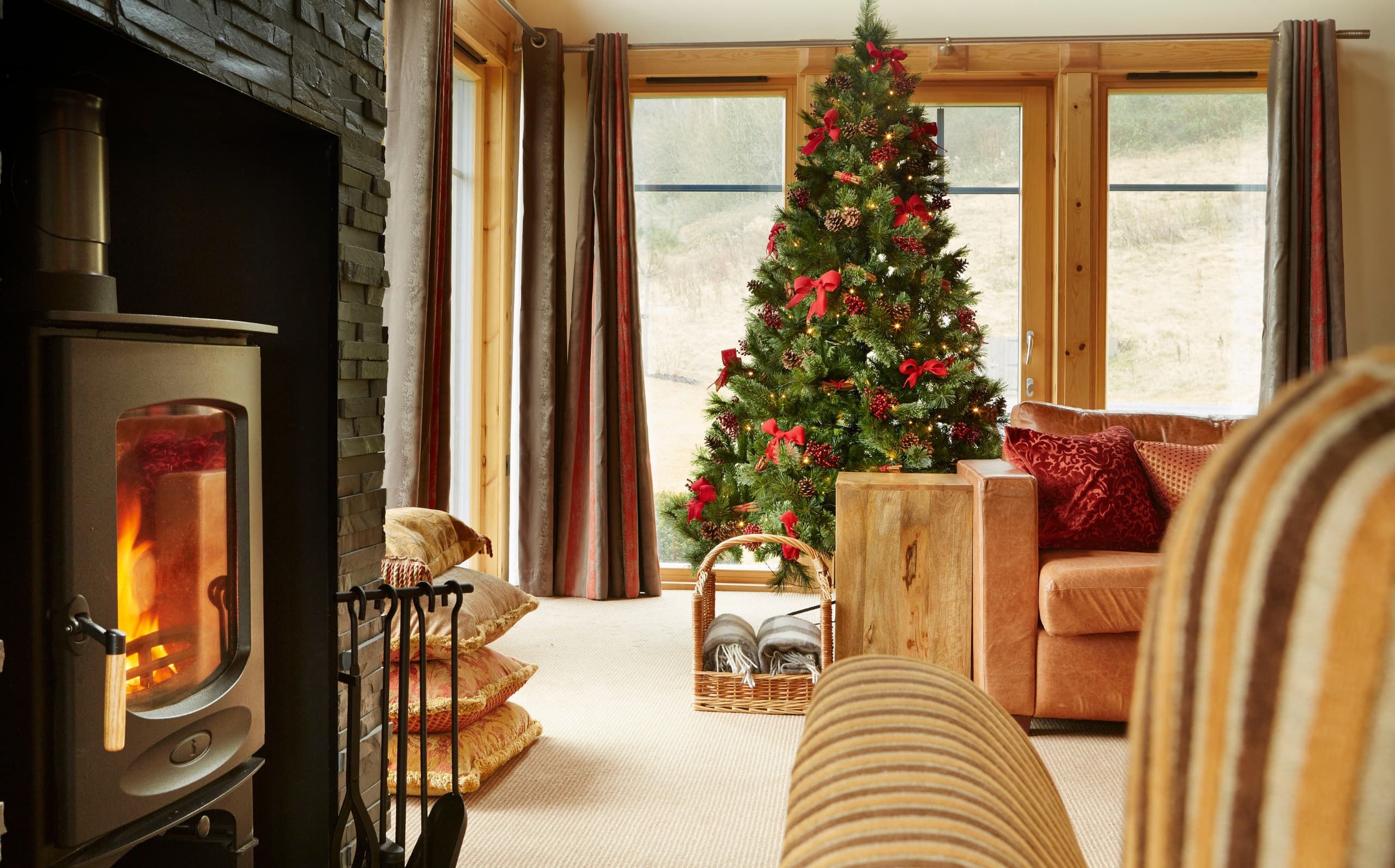 Hunter Lodge Christmas Interior