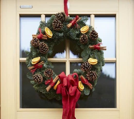 Hunter Lodges Christmas Decor