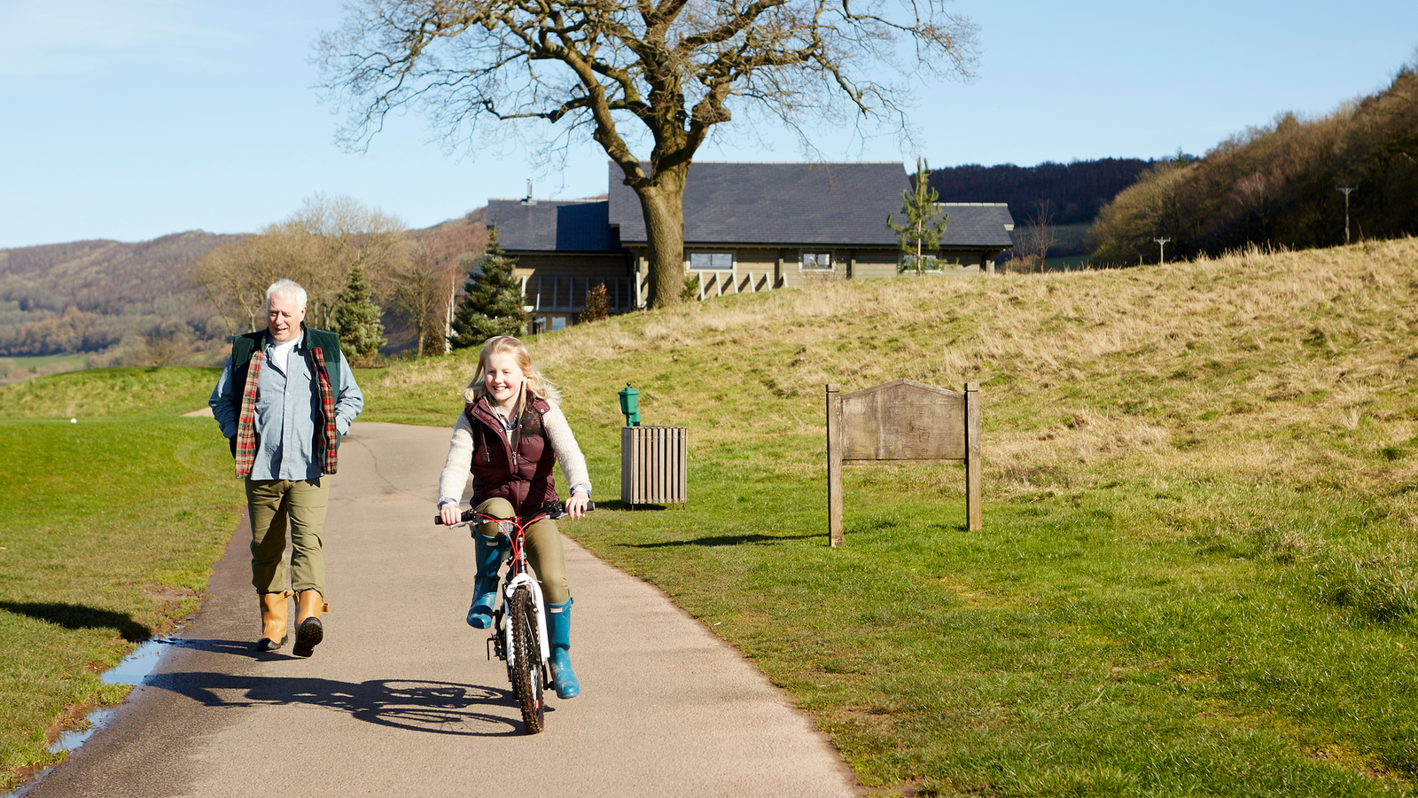 Hunter Lodges Family Walk and Bike Ride _44_Banner