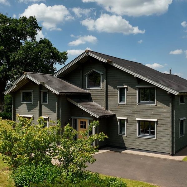 Hunter Lodges Exterior