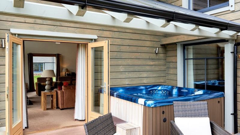 Hunter Lodges Hot Tub