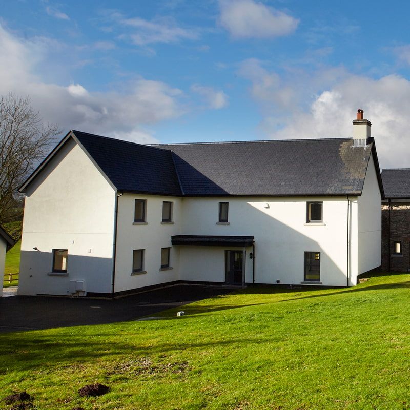 Hunter Lodges Farmhouse